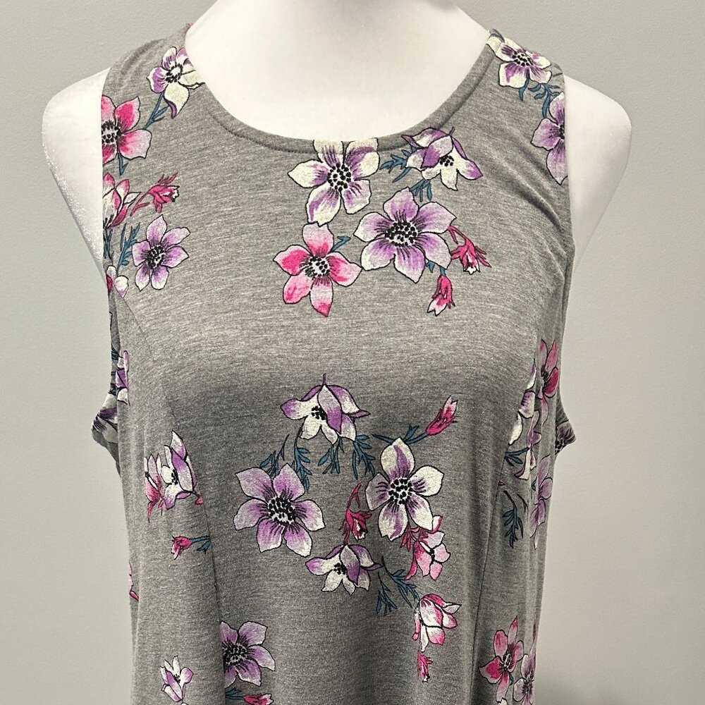 Torrid SIZE 00 Gray Floral Hanky Hem Keyhole Dress NEW WITH TAGS!!